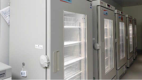 實驗室設備代理商選擇智能溫度采集器有什么要求嗎？23.10.13